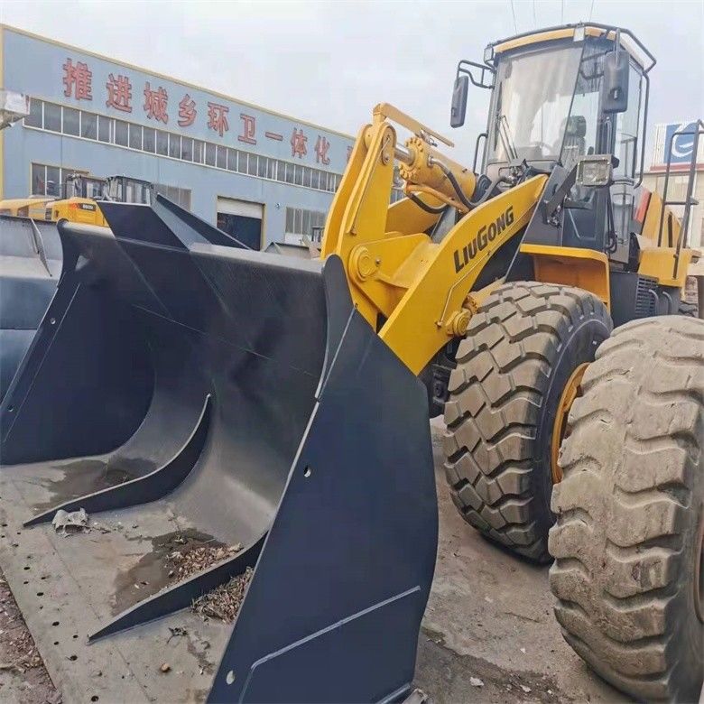 LIUGONG 870H chargeur à roues de 7 tonnes avec un temps de travail réduit et une pompe hydraulique d'origine
