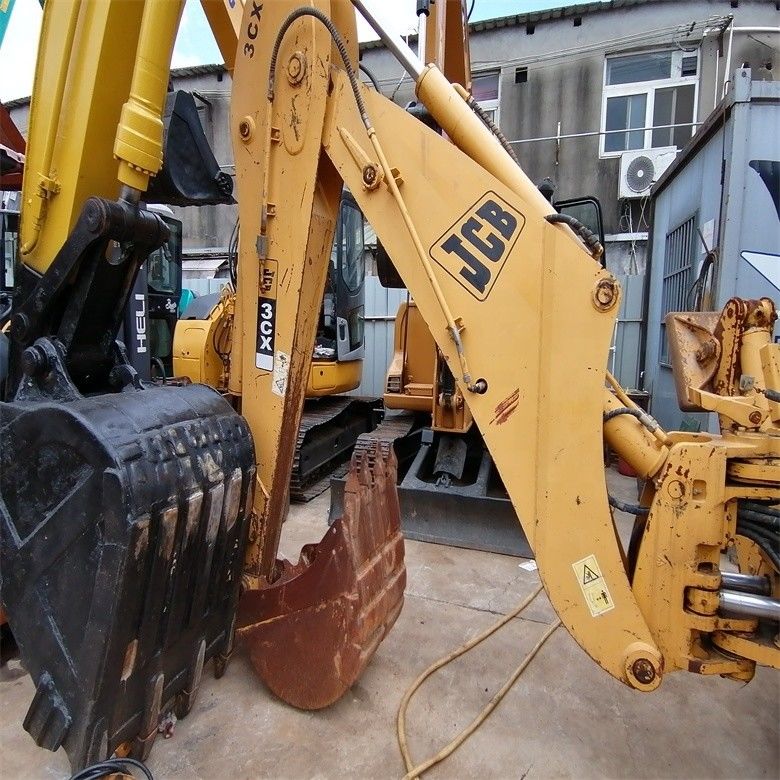 Pompes hydrauliques d'origine JCB 3CX chargée à l'excavatrice 6.07 tonnes Charge nominale en bon état