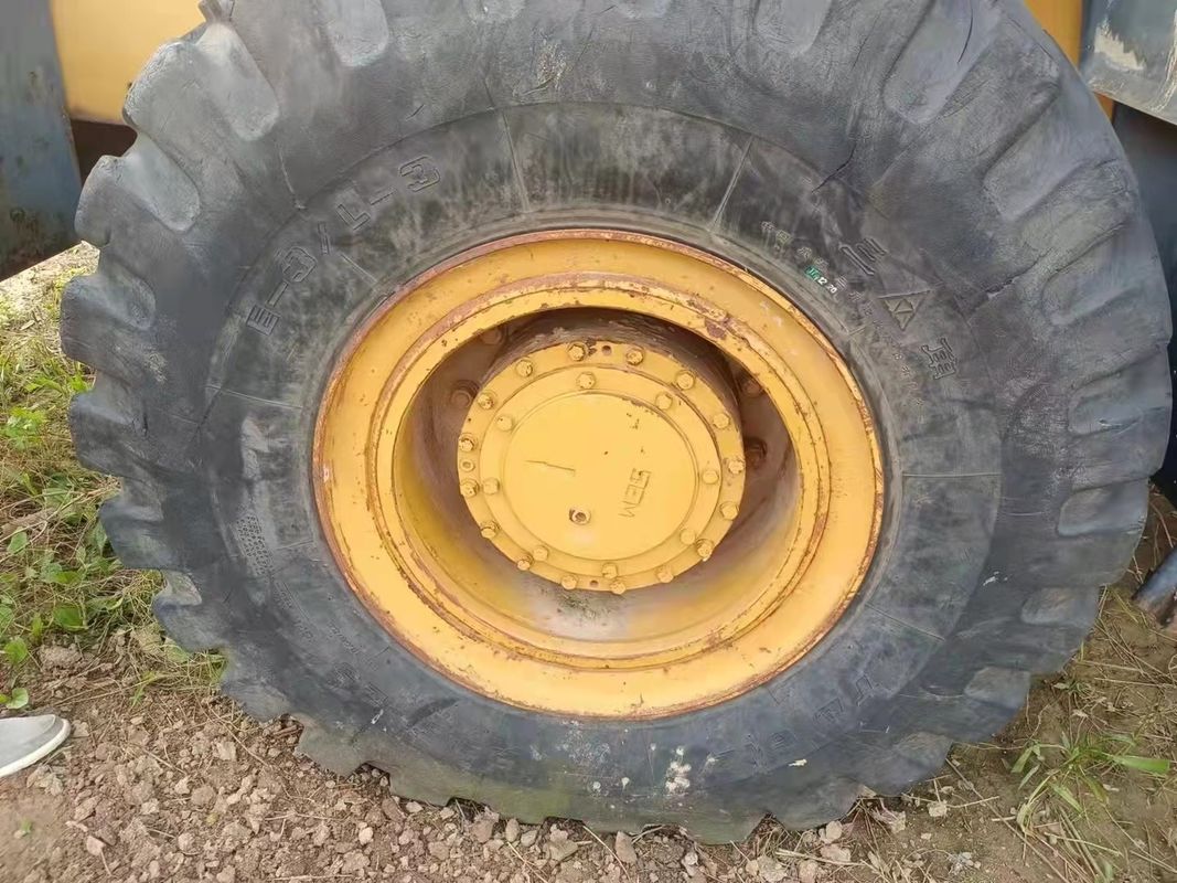 SEM 630B Chargeur de bulldozers LGP de type voie avec déchirure à charpente unique