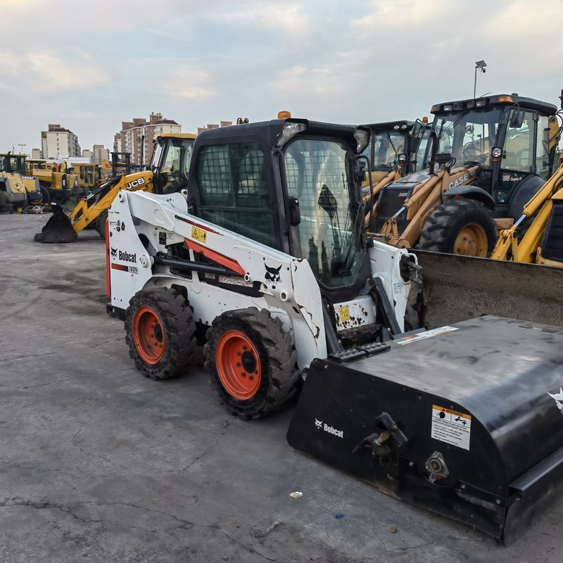 Chargeur à roues mobiles BOCAT S550 Chargeur d'occasion pour travaux de construction