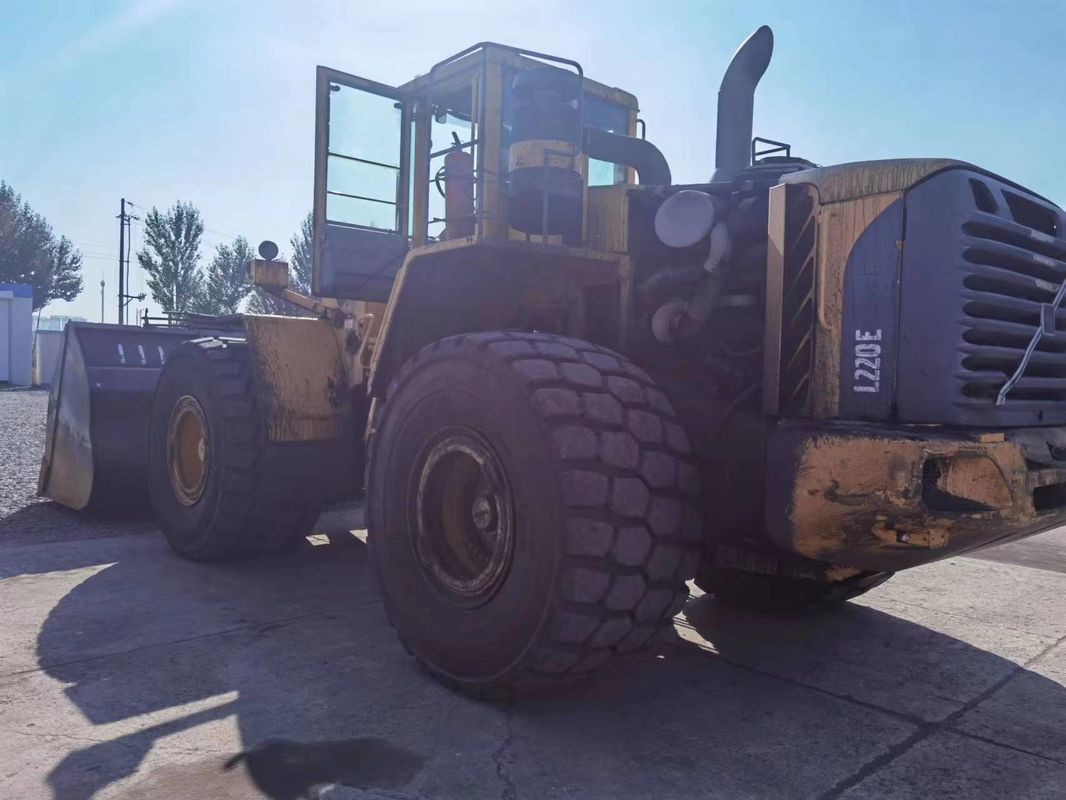 Type de roue à quatre roues motrices Chargeur d'occasion VOLVO L220E Conception originale Roue de roulement à roue motrice Type de roulement