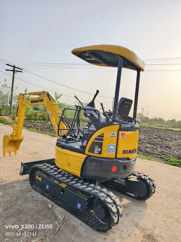 2 tonnes de certifié utilisé Komatsu PC20MR Crawler Excavator Machine presque neuve à vendre