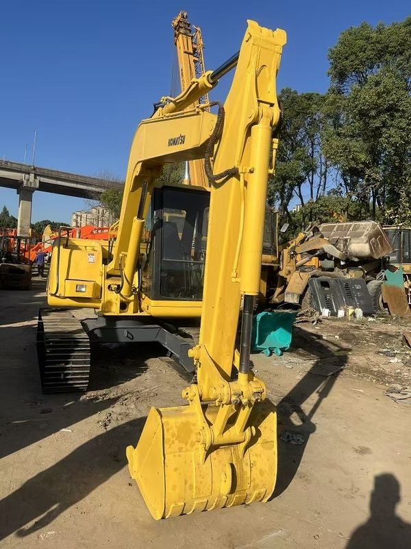 Utilisé KOMATSU Excavateur à rampe PC60-7 d'occasion KOMATSU PC60-7 équipement d'excavation d'excavateur à voie