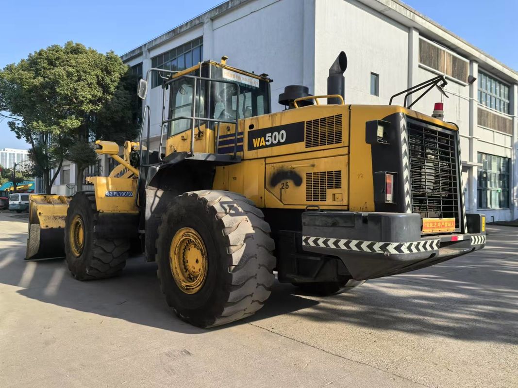 Chargeur à roues d'occasion Komatsu WA500-6 Chargeur avant lourd exporté de Chine