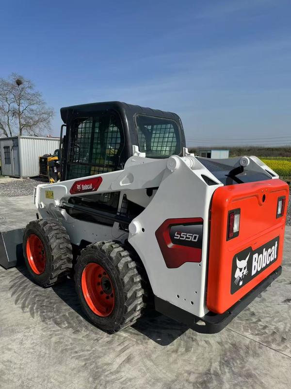 Chargeur compact Bobcat S550 d'occasion Chine Exportateur fiable Largeur de transport 1,727 m