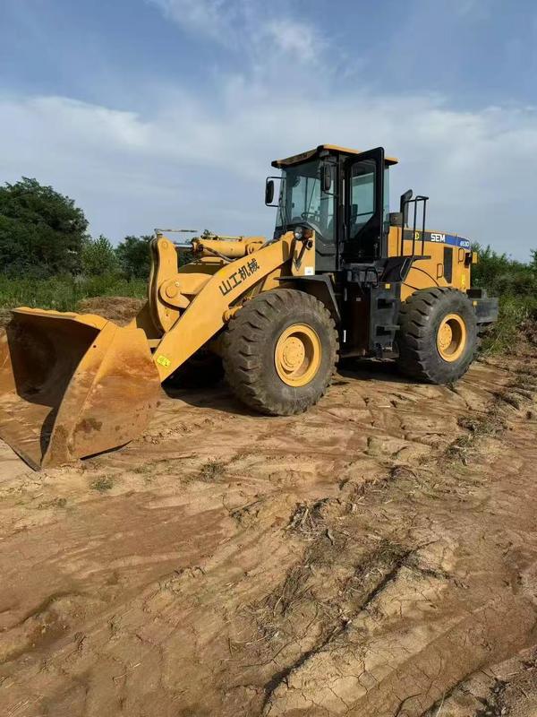 Chargeur à roues SEM653D d'occasion de 5 tonnes à vendre