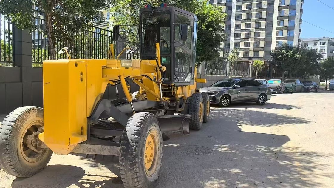 Niveleuse Komatsu GD355A-1 d'occasion à vendre | Équipement de construction routière fiable exporté de Chine