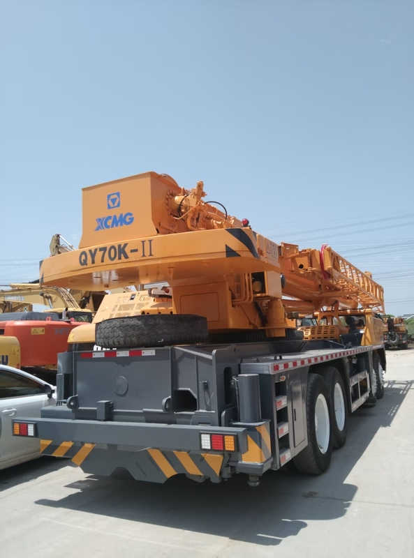 Grue sur camion XCMG 70 tonnes d'occasion à vendre | Grue mobile fiable exportée de Chine