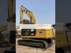 Une excavatrice à rampe CAT320D2 de haute qualité est vendue presque neuve.